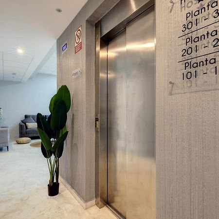 Hostal 37 เอสเตโปนา ภายนอก รูปภาพ